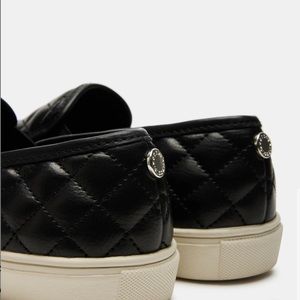 Steven Madden Loafer (ECENTRCQ BLACK)
